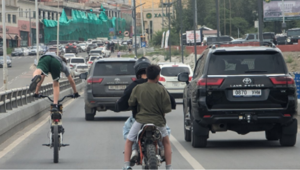 А.БАЯР: НАСАНД ХҮРЭЭГҮЙ ИРГЭН СУРРОН УНАХЫГ БҮРЭН ХОРИГЛОНО